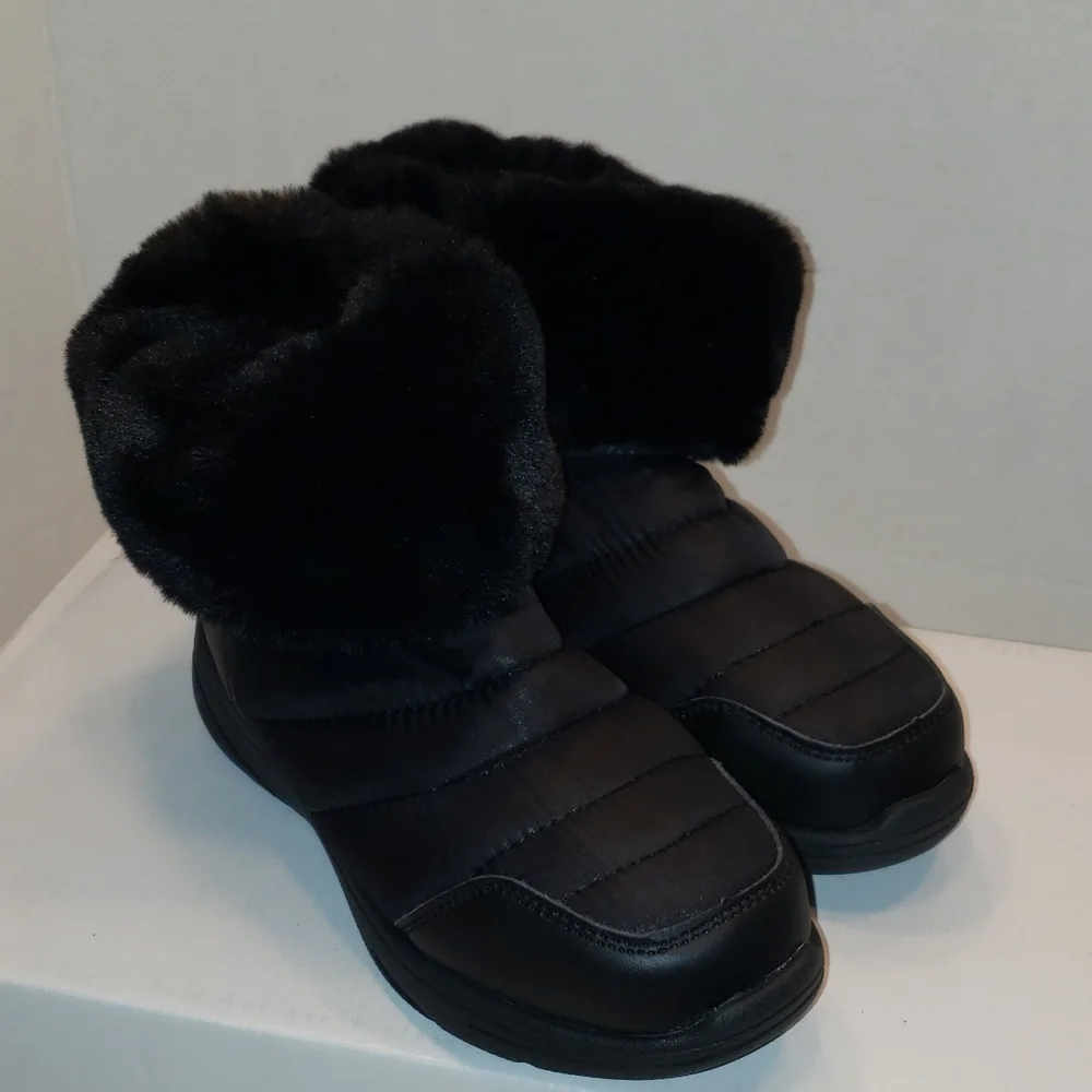 Girl's‎ Black Snow Boots